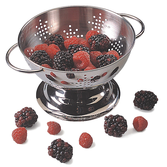 RSVP Endurance Baby Colander in use