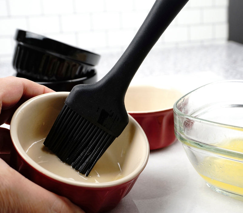 RSVP Silicone Basting Brush silicone bristles