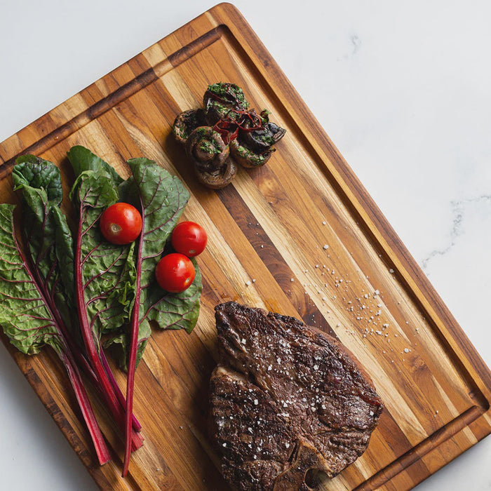 Traditional Carving Board with Juice Canal | 20x15