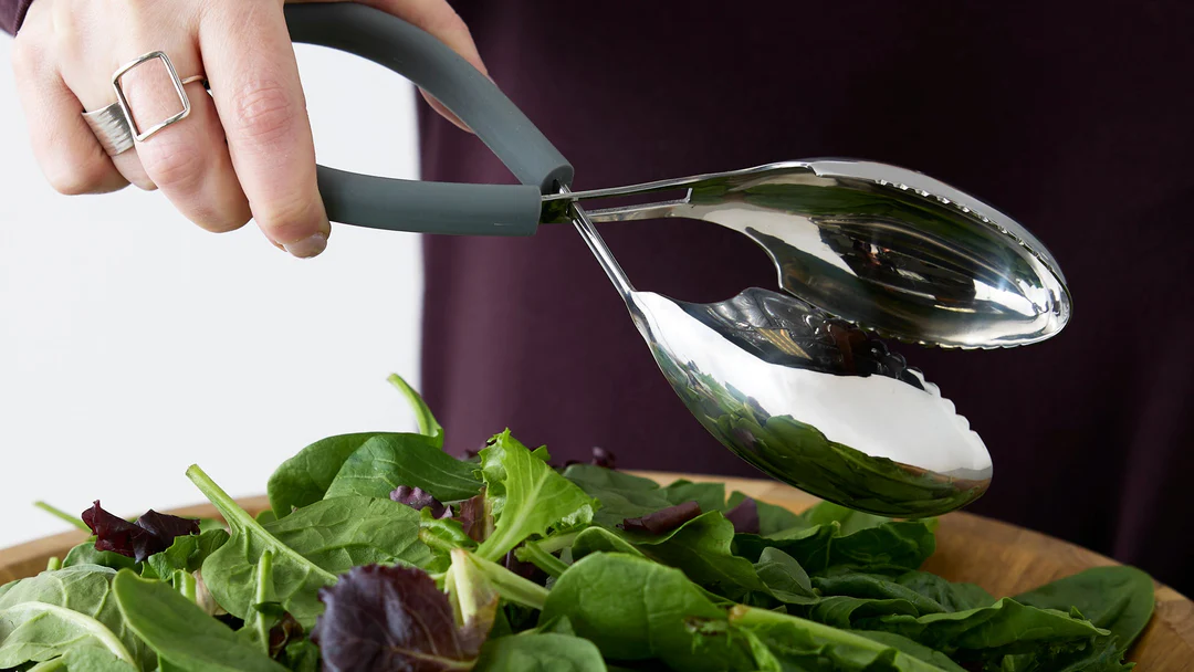 Endurance Shark Tongs