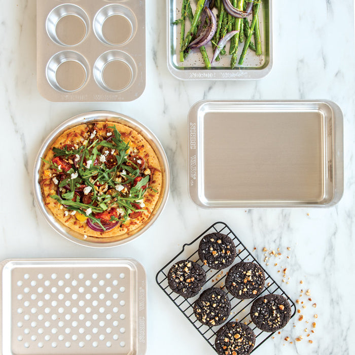 Personal pizza on the compact pizza crisper