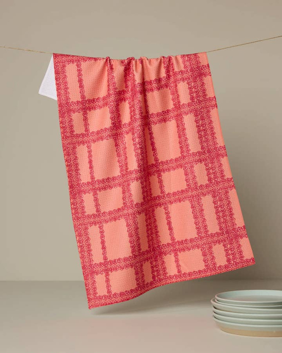 Lacy Plaid Tea Towel