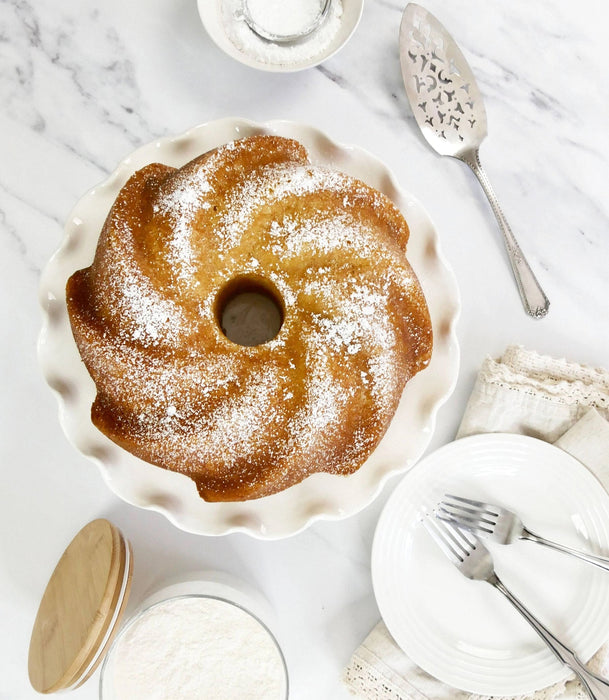 USA Pan Swirl Tube Cake Pan baked cake