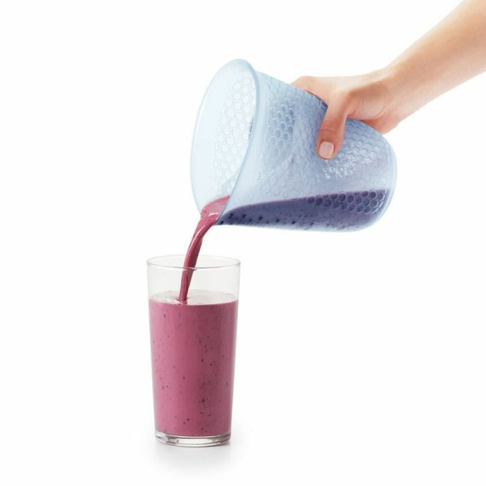4-Cup Squeeze & Pour Silicone Measuring Cup